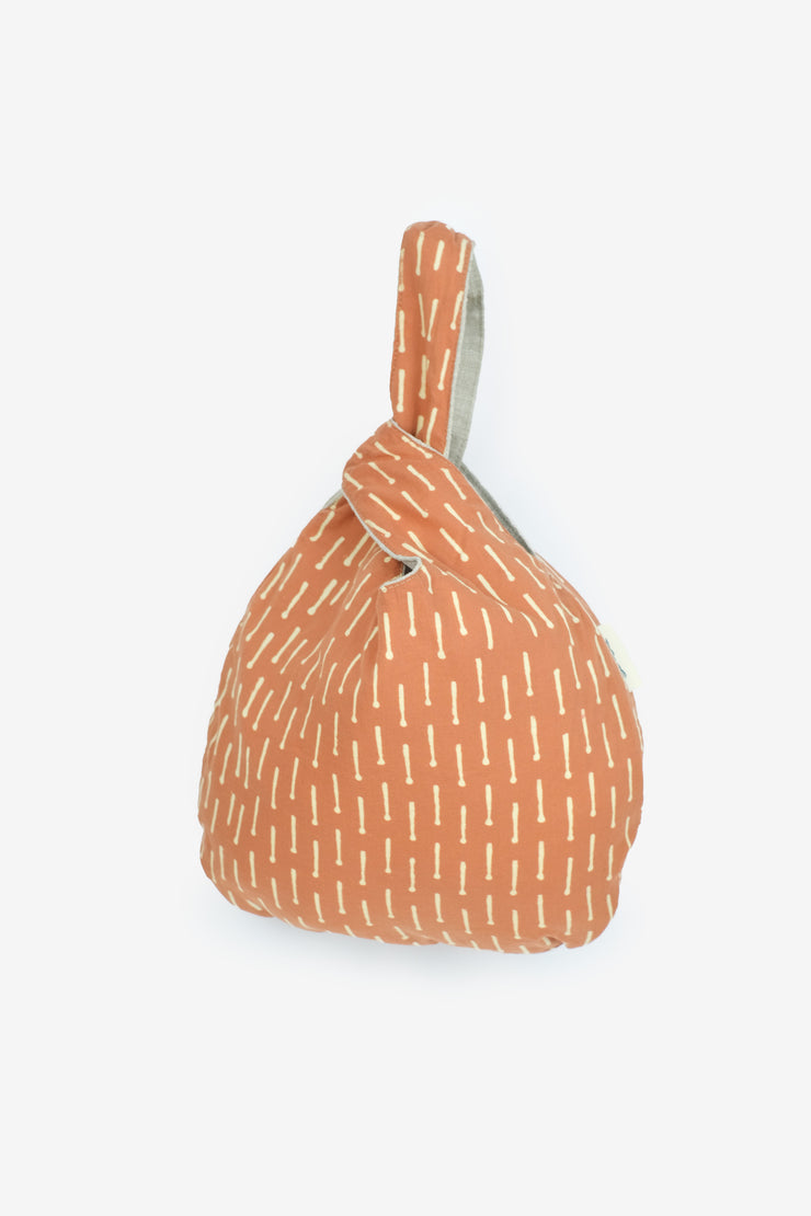 Re-store X Wray Crafted. Reversible Knot Bag